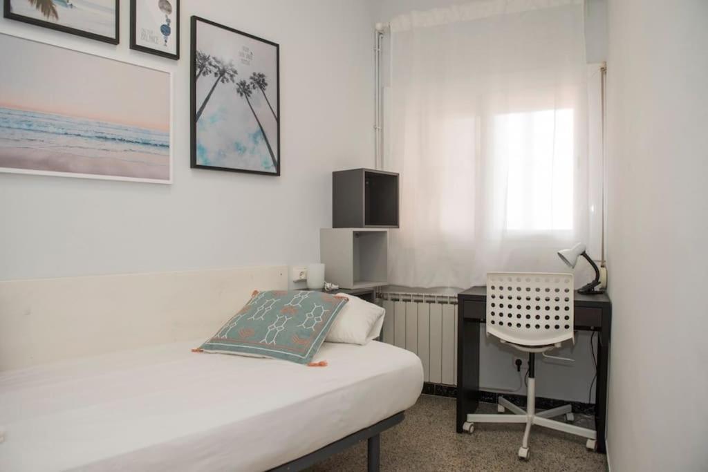 Sunny And Quiet Sagrada Familia Apartment Барселона Екстериор снимка
